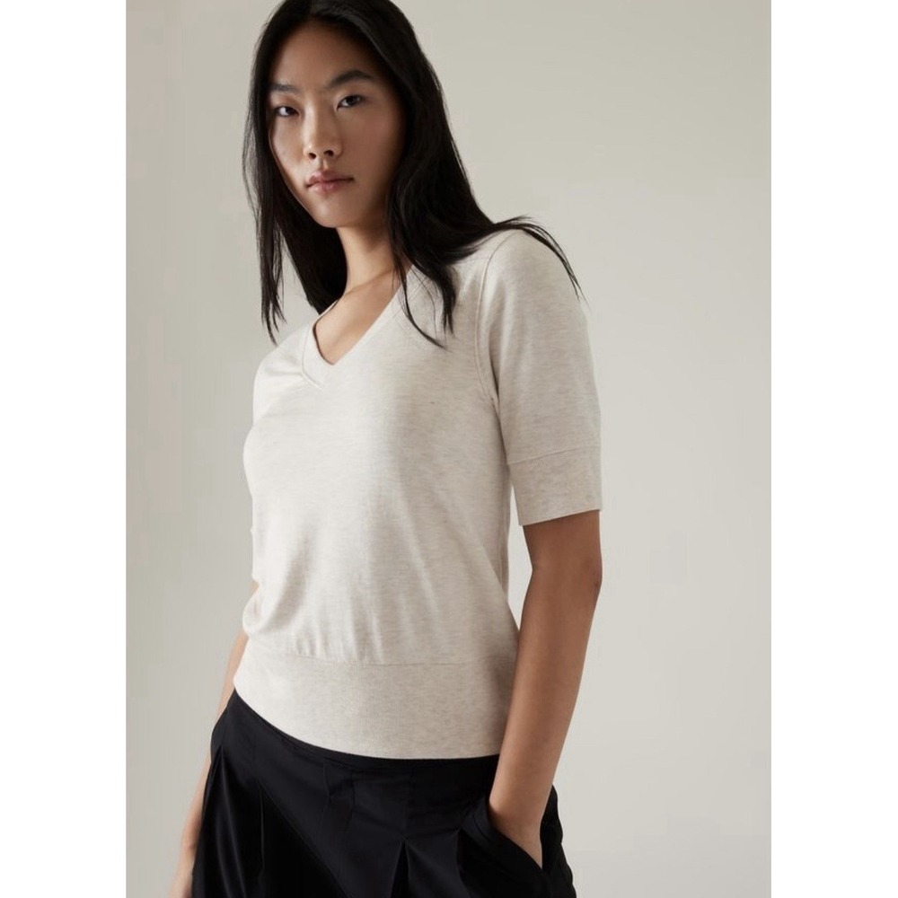 Women's Athleta Step Forward Sweatshirt Tee Cream And Gray Heather V Neck XL TG